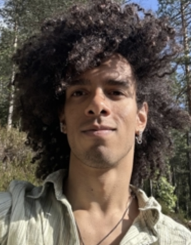 Bild på Silas Manuel da Silva Roller (he/they)